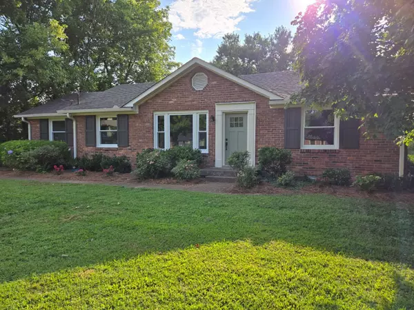5005 Kincannon Dr, Nashville, TN 37220