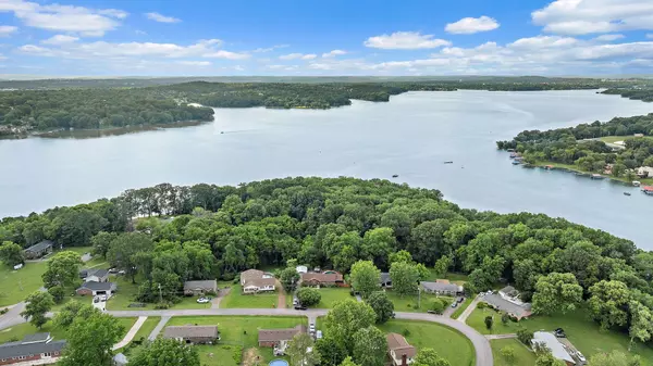 320 Estate Dr, Mount Juliet, TN 37122