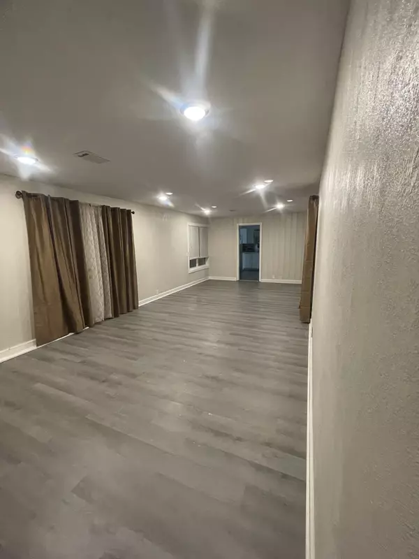 Burkesville, KY 42717,4426 Glasgow Rd