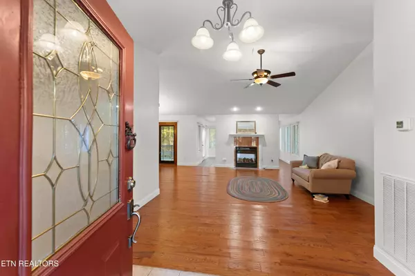 Crossville, TN 38558,109 Markham Lane