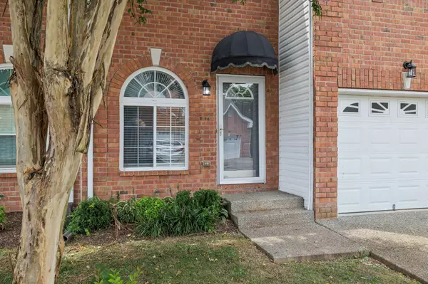 Nashville, TN 37210,2120 Lebanon Pike #71