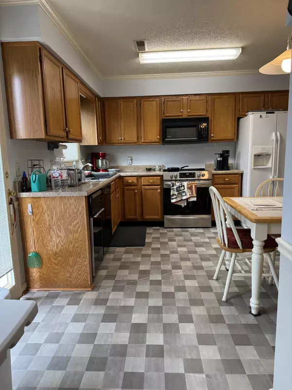 Shelbyville, TN 37160,120 Dogwood Ct