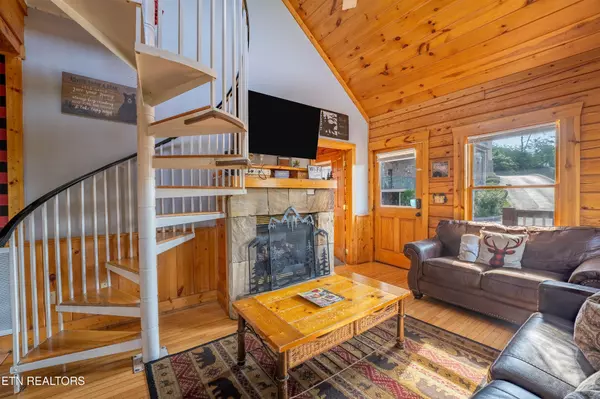 Sevierville, TN 37863,407 Big Bear Way