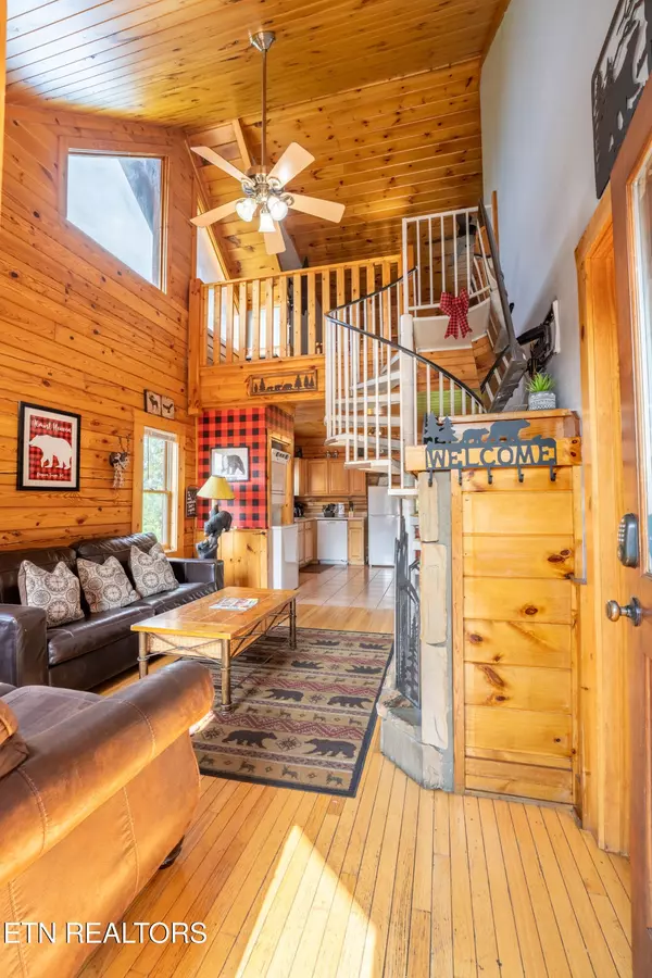 Sevierville, TN 37863,407 Big Bear Way