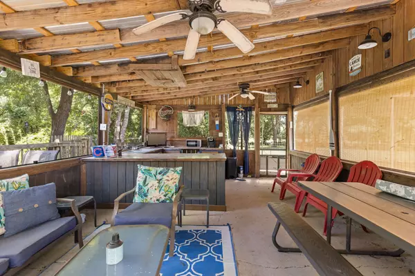 Adamsville, TN 38310,85 Bargeview Ln