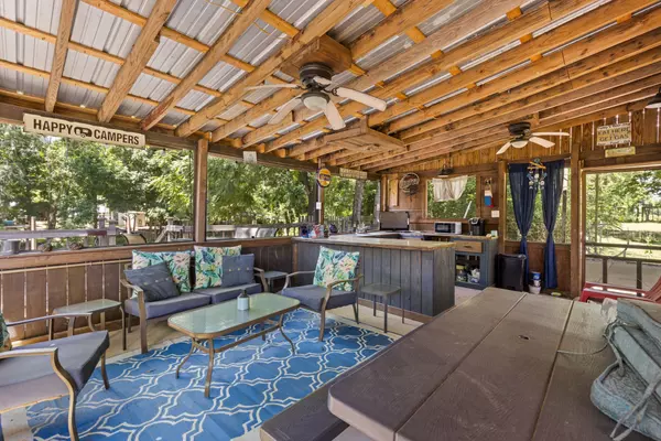 Adamsville, TN 38310,85 Bargeview Ln