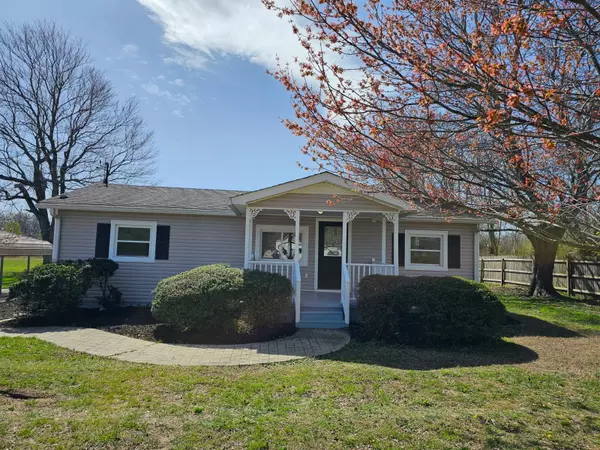 Summertown, TN 38483,9167 Highway 20