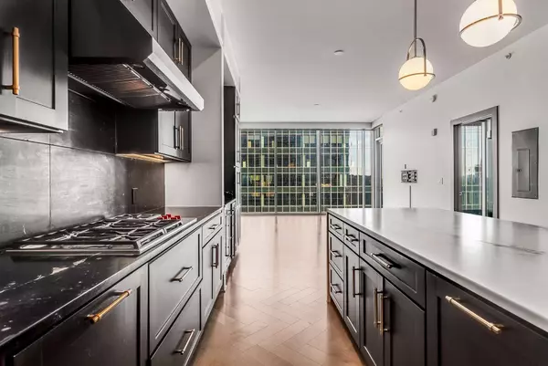 Nashville, TN 37203,1616 West End Ave #2205