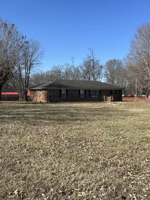 Portland, TN 37148,1315 Academy Rd