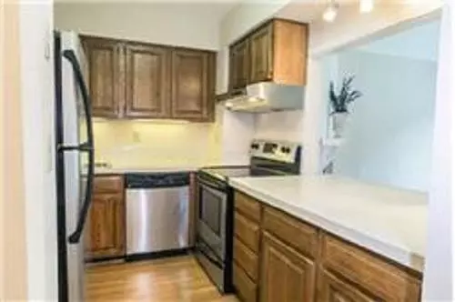 Nashville, TN 37203,3204 W End Cir #11