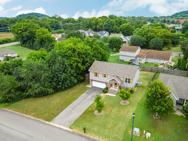 Columbia, TN 38401,1809 Susan Rd