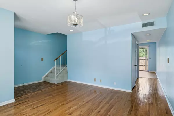 Nashville, TN 37211,4958 Edmondson Pike #D19