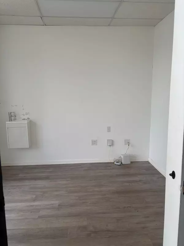 Nashville, TN 37207,328 E Trinity Ln