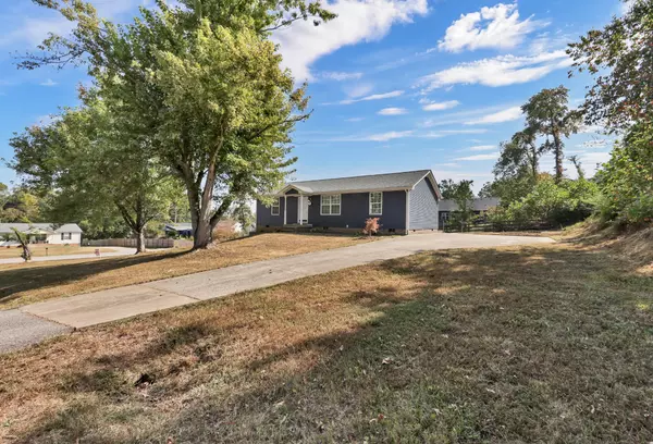 Clarksville, TN 37042,1899 Elm Leaf Dr