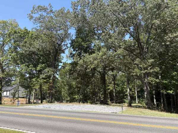 Benton, KY 42025,0 Highway 68 E