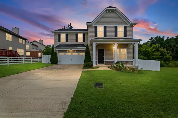 5005 Mooregate Dr, Antioch, TN 37013