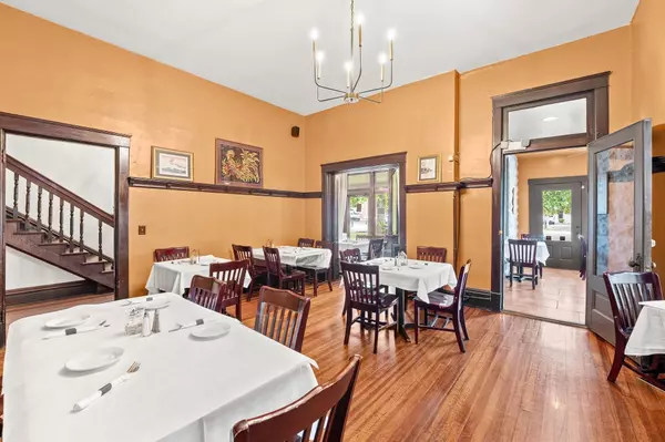 Tullahoma, TN 37388,210 E LINCOLN ST