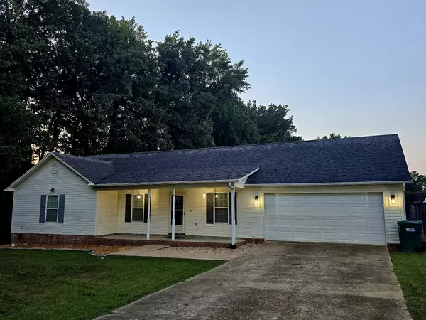 124 Penny Ln, Jackson, TN 38301