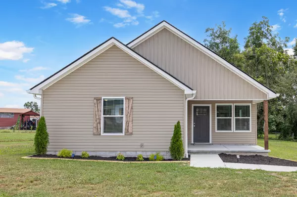220 Remington Ln, Smithville, TN 37166