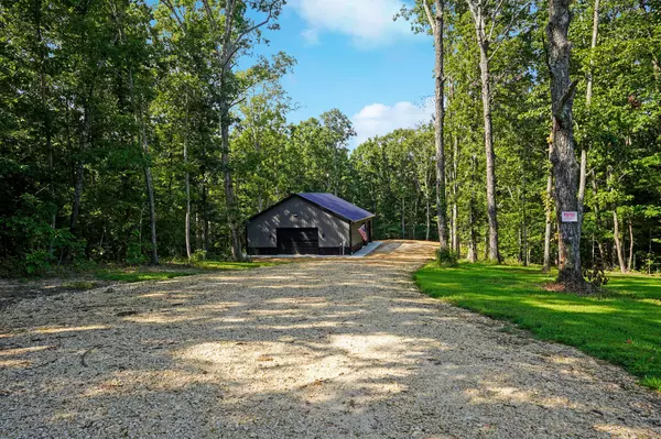 610 Walnut Grove Road, Dover, TN 37058