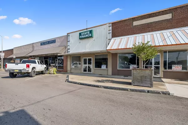 Hohenwald, TN 38462,39 E Main St