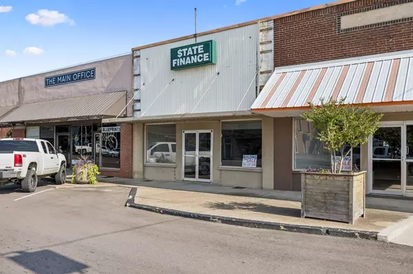 Hohenwald, TN 38462,39 E Main St