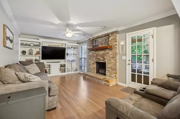 Dickson, TN 37055,106 Dogwood Ct