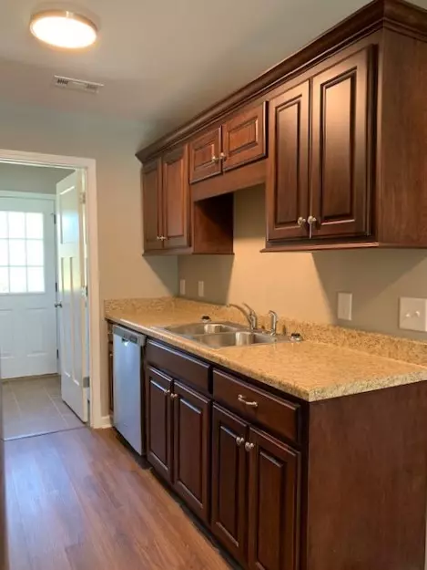 Shelbyville, TN 37160,807 Belmont Ave #E