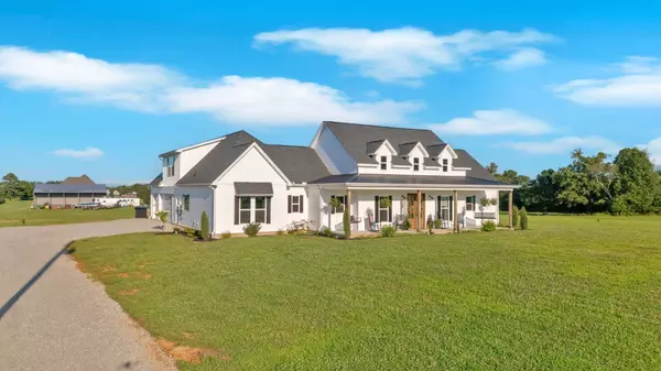 Winchester, TN 37398,426 Maple Bend Rd