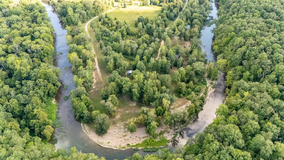 Hohenwald, TN 38462,559 Tablerock Rd