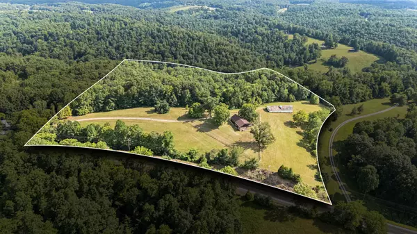3085 Hwy 47 N, White Bluff, TN 37187