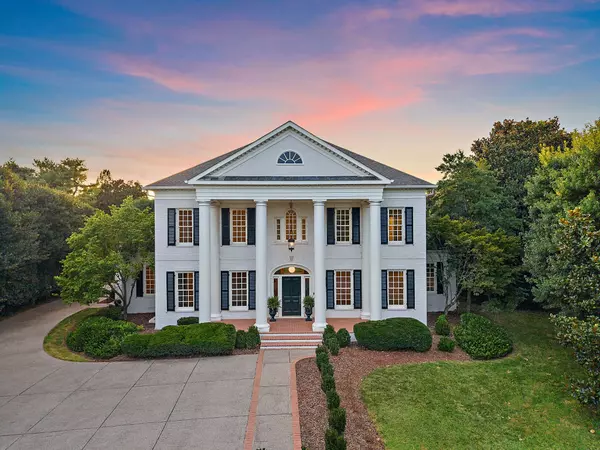 Nashville, TN 37205,5042 Hill Place Dr