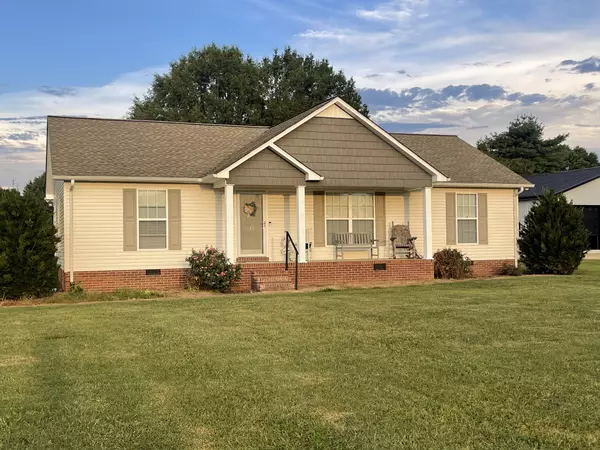 546 Kent St, Lawrenceburg, TN 38464