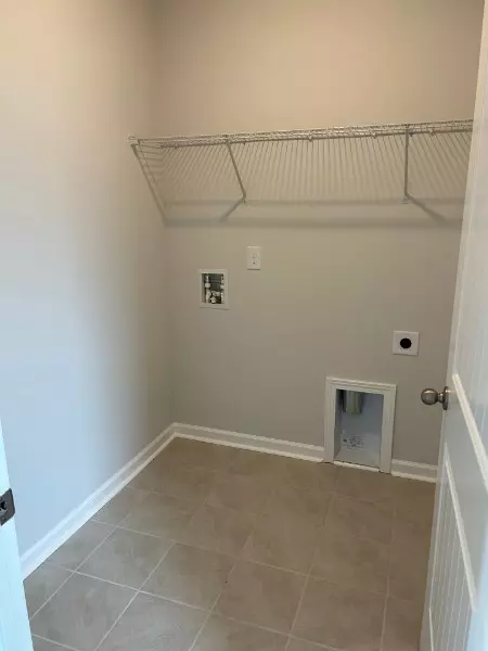 White House, TN 37188,5096 Espy Ave