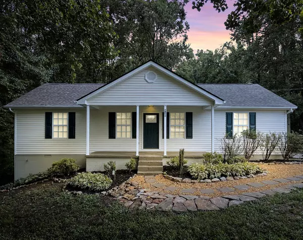 7754 Fernvale Rd, Fairview, TN 37062