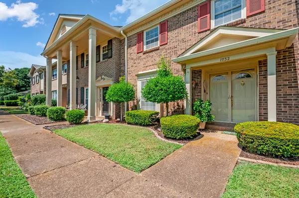 1032 Todd Preis Dr, Nashville, TN 37221