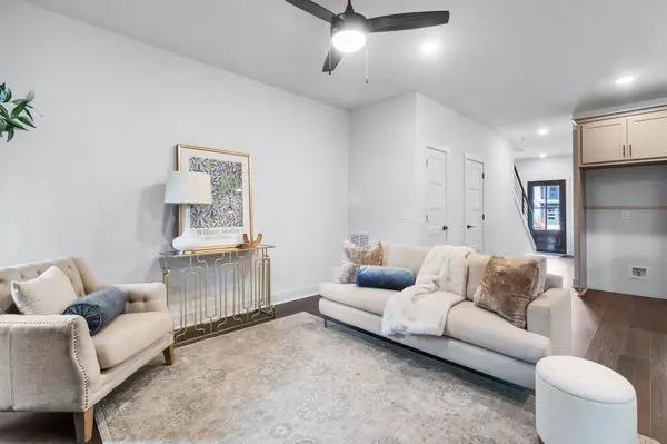 Clarksville, TN 37043,61 Holland Park West #61