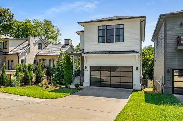 Nashville, TN 37206,807B Porter Rd