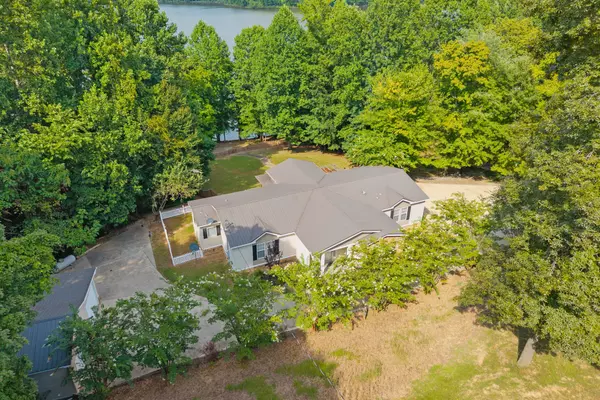 Dover, TN 37058,143 Saline Trail