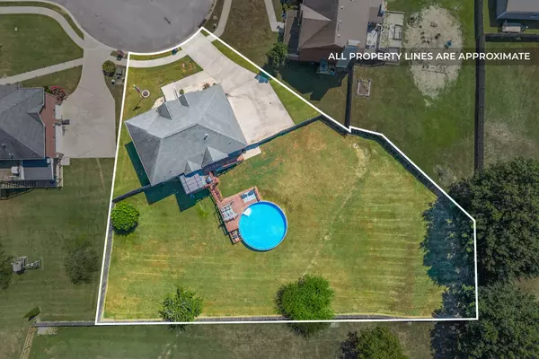 Adams, TN 37010,1014 Fox Hollow Pl