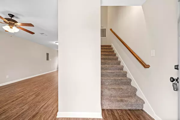 Clarksville, TN 37043,1560 E Knollwood Cir