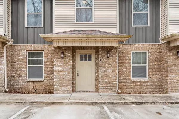 Clarksville, TN 37043,1560 E Knollwood Cir