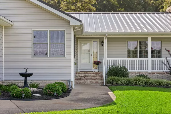 Cadiz, KY 42211,202 Partridge Pt