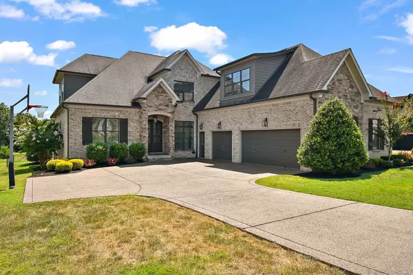 1649 Boardwalk Pl, Gallatin, TN 37066