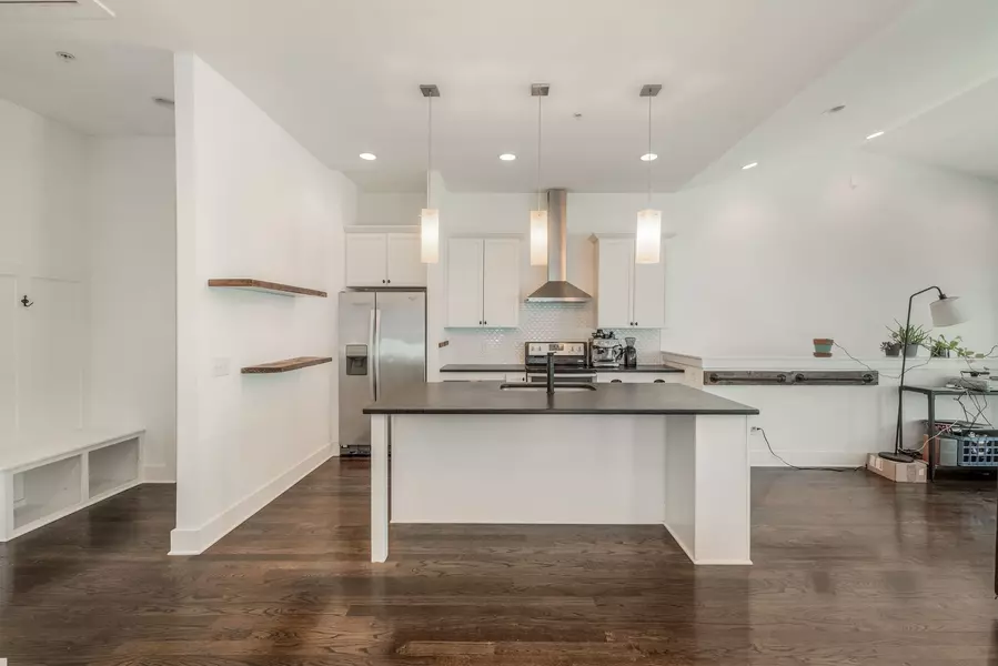 1040 Maynor Ave, Nashville, TN 37216