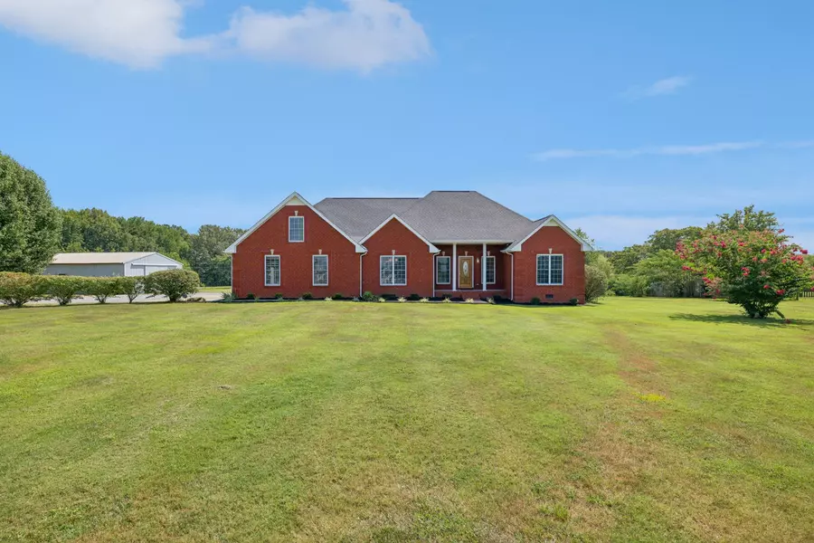 6809 Lovel Cook Rd, Springfield, TN 37172