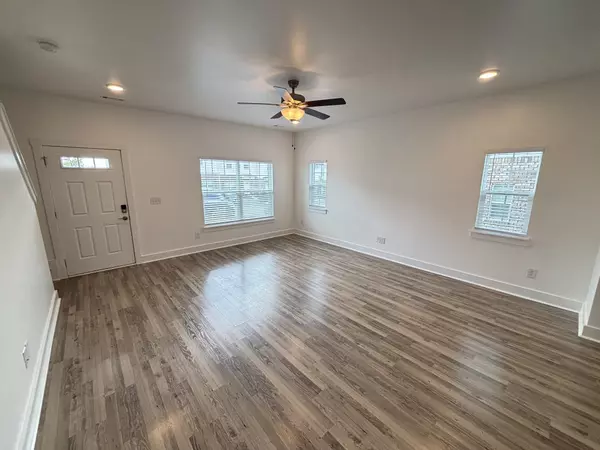 Goodlettsville, TN 37072,131 Dry Creek Commons Dr