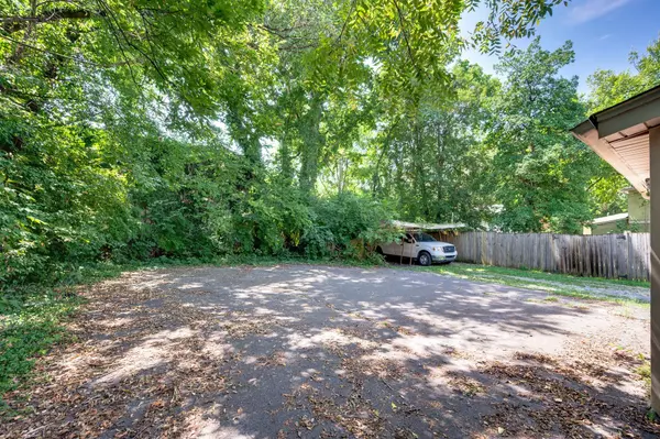 Nashville, TN 37206,1044 Granada Ave