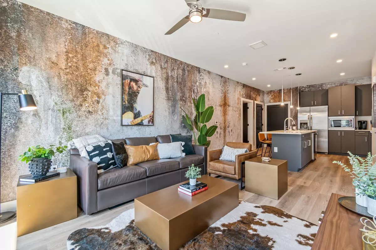 Nashville, TN 37203,303 31st Ave #N #207