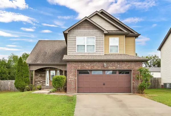 Clarksville, TN 37042,992 Dwight Eisenhower Way